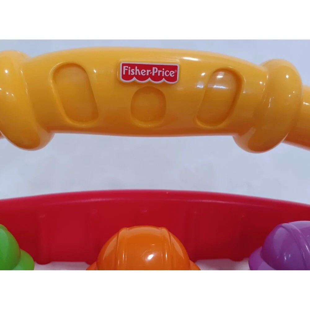 FISHER PRICE LAUGH & LEARN TOOL BENCH - VINTAGE 2004 - NO HAMMER - WORK